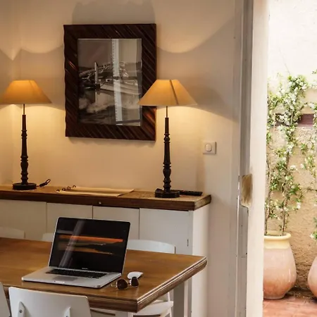 Esquinado Senior * Hyères